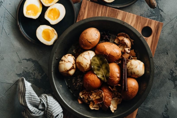 Chinese Tea Eggs (marbled eggs) using soft boiled and hard boiled eggs