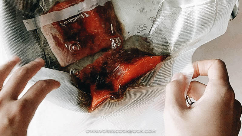 Cooking sous-vide salmon in FoodSaver® Sous-vide Vacuum Seal Bags