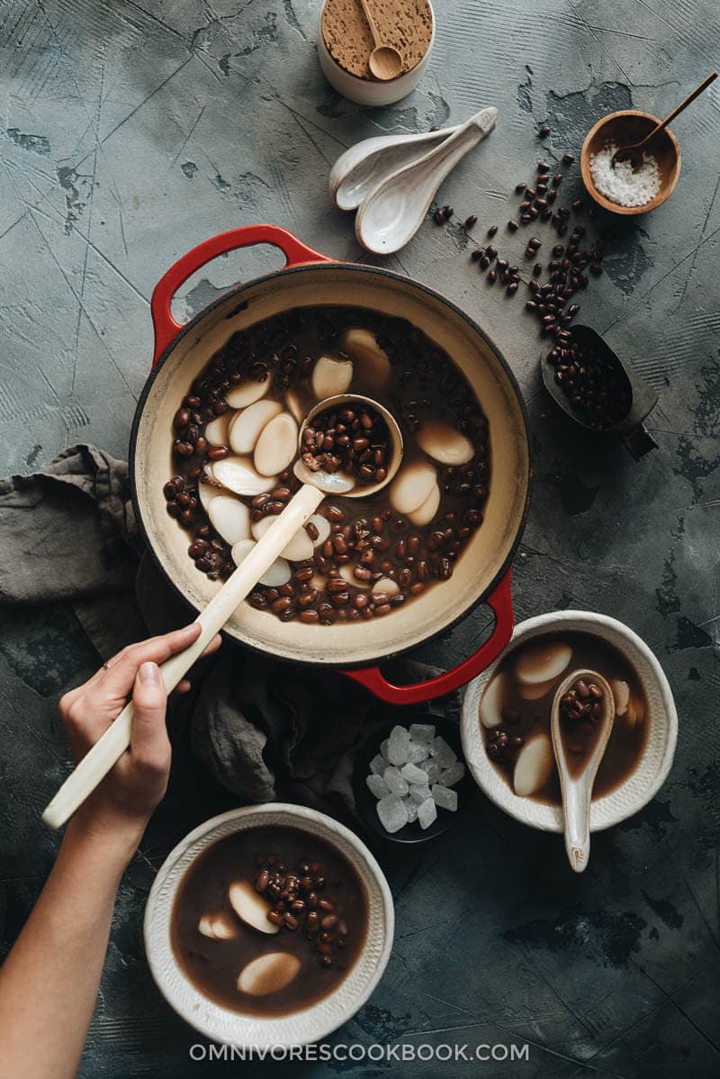 Traditional Chinese red bean soup