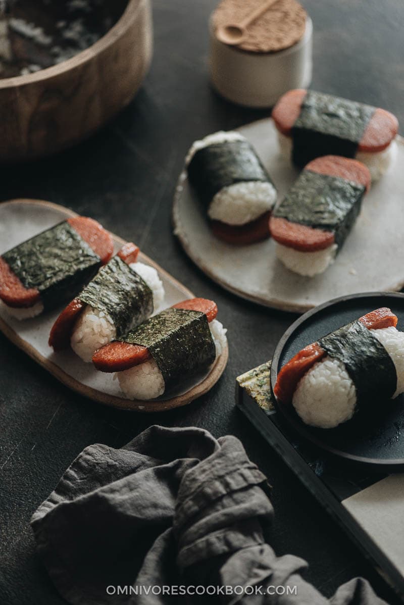 Spam musubi served in plates