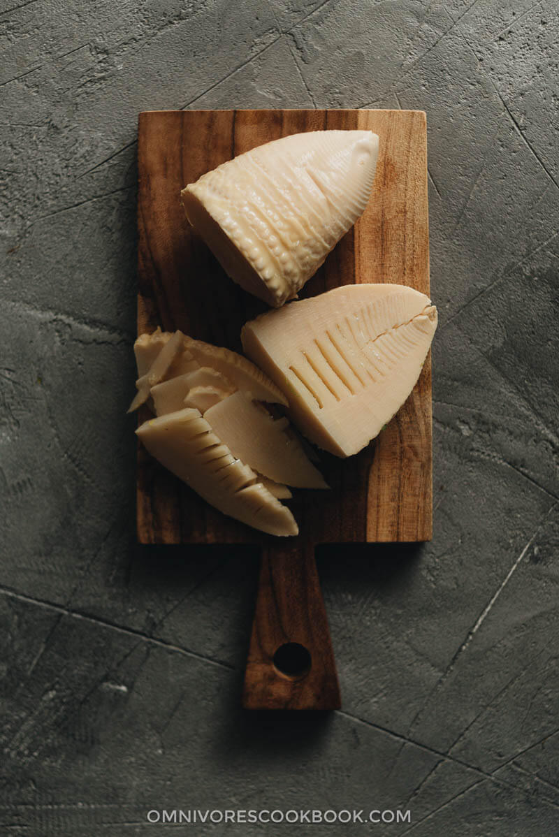 Whole and sliced pre-boiled bamboo shoots