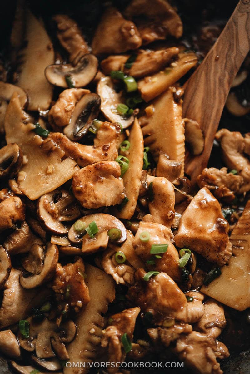 Chinese Mushroom Chicken close up