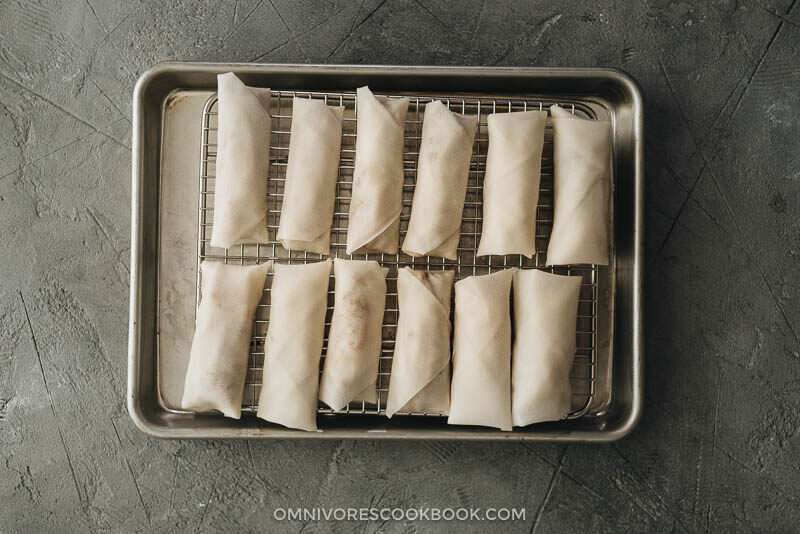 How to Make Chinese Egg Rolls - Omnivore's Cookbook