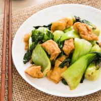 Bok Choy stir-fry with Crispy Tofu