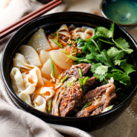 Lanzhou Beef Noodles (兰州拉面)