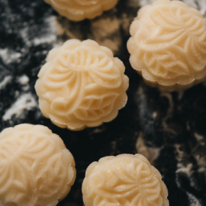 Snow skin mooncake