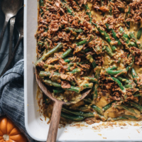 Curried Vegan Green Bean Casserole | An easy homemade vegan Thanksgiving dish that has all the creaminess of traditional creamed beans, but with the bold taste of fresh wholesome ingredients and Indian-inspired aromatics. It’s healthier than the traditional version and tastes even better. {Gluten-Free}