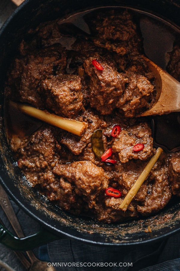 Beef rendang in a pot