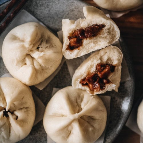 How to Make Steamed Bao Buns (Gua Bao Buns) - Omnivore's Cookbook