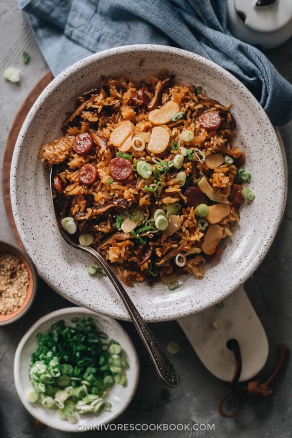 Instant Pot Chinese Sausage Rice - Omnivore's Cookbook