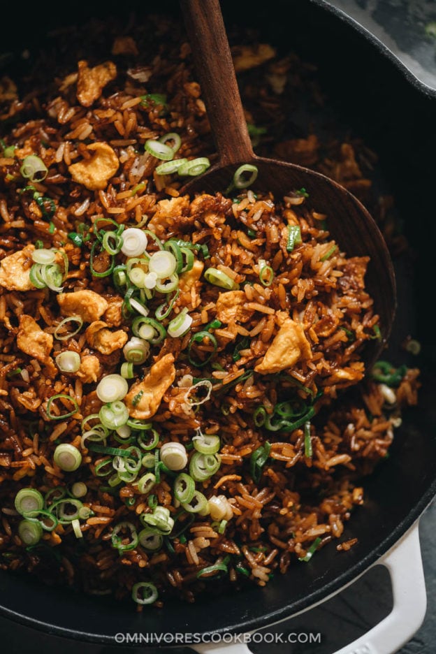 Soy Sauce Fried Rice (酱油炒饭) Omnivore's Cookbook