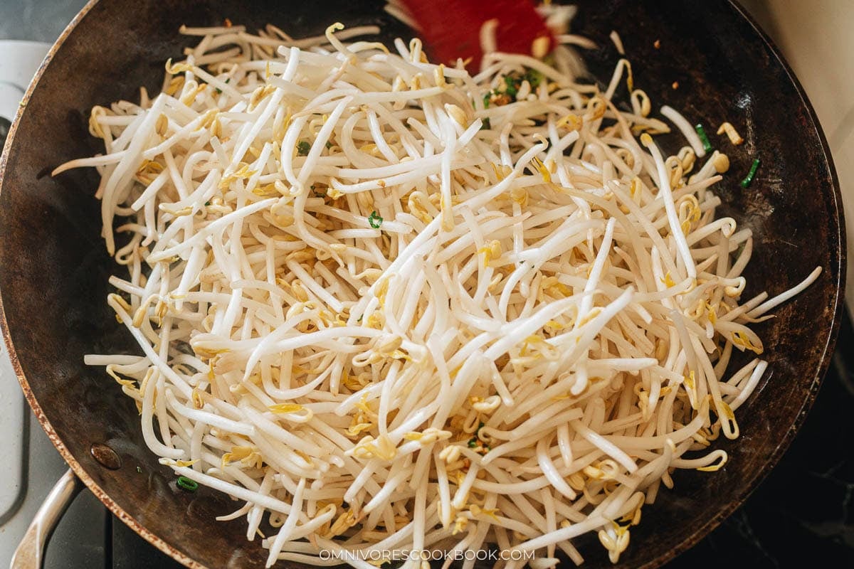 Add the bean sprouts