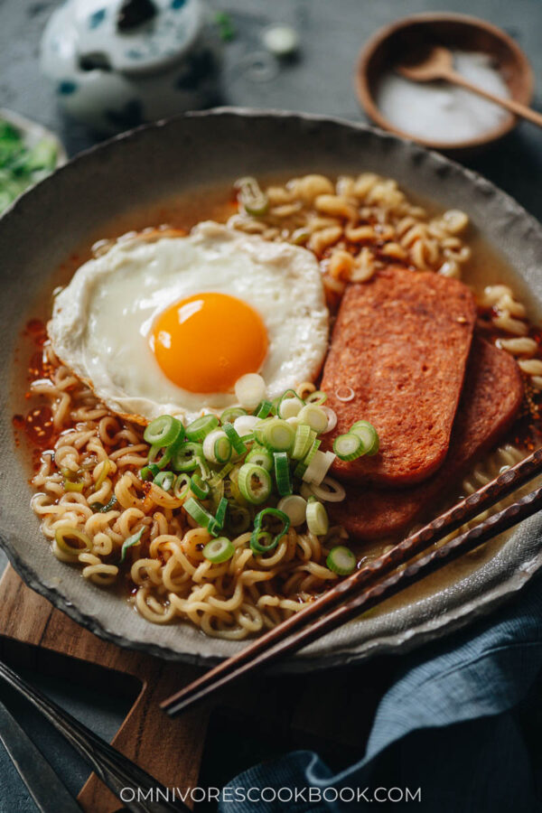 10Minute Spam Ramen Omnivore's Cookbook