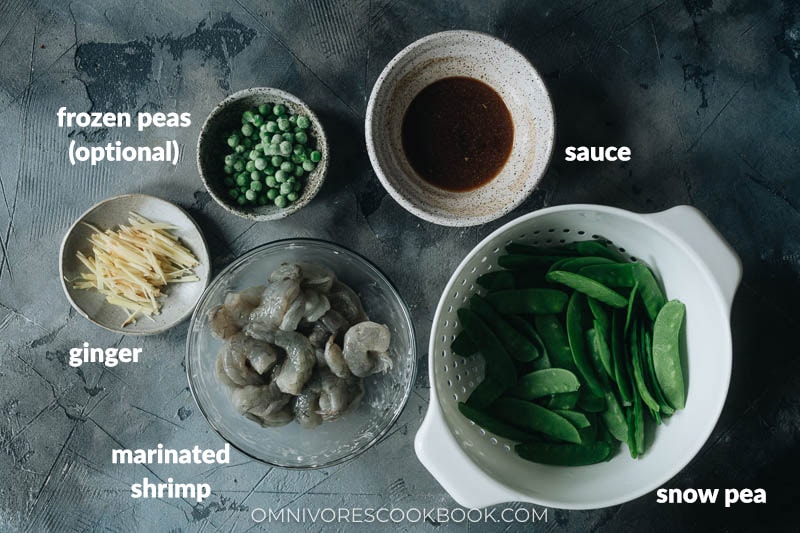 Ingredients for making shrimp and snow peas