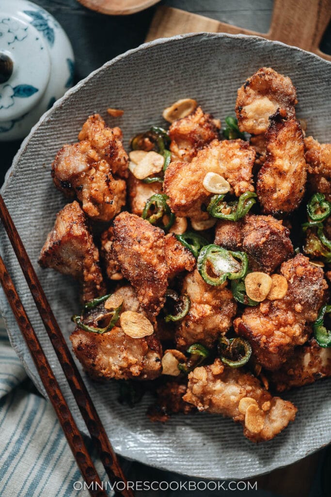 Salt and Pepper Pork Chops (椒盐猪排) - Omnivore's Cookbook