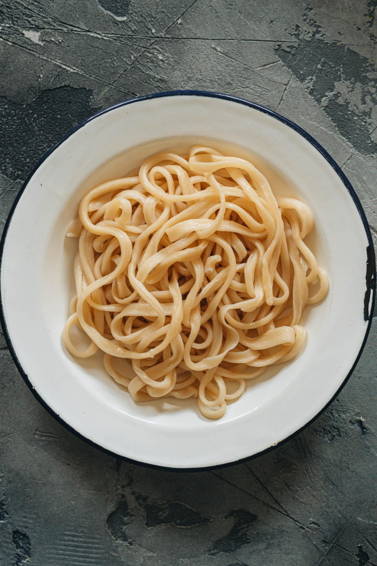 Boiled thin noodles