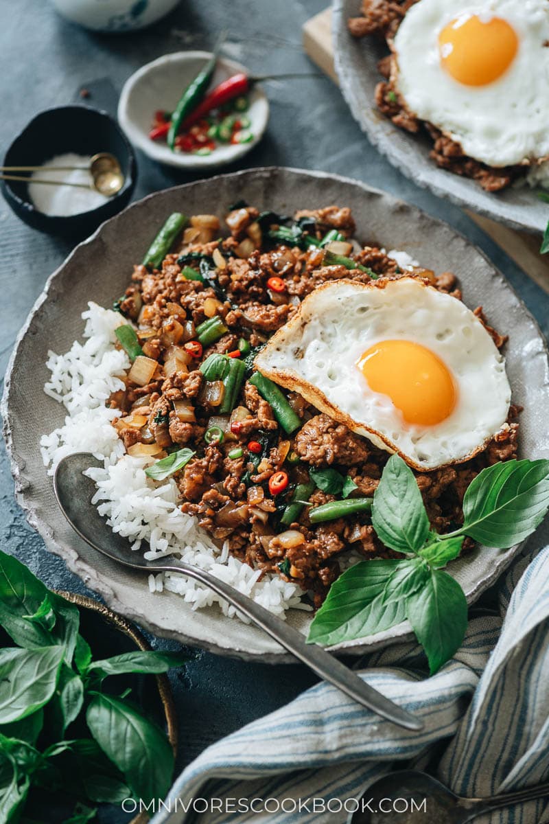 Pad krapow gai with green beans and sunny egg