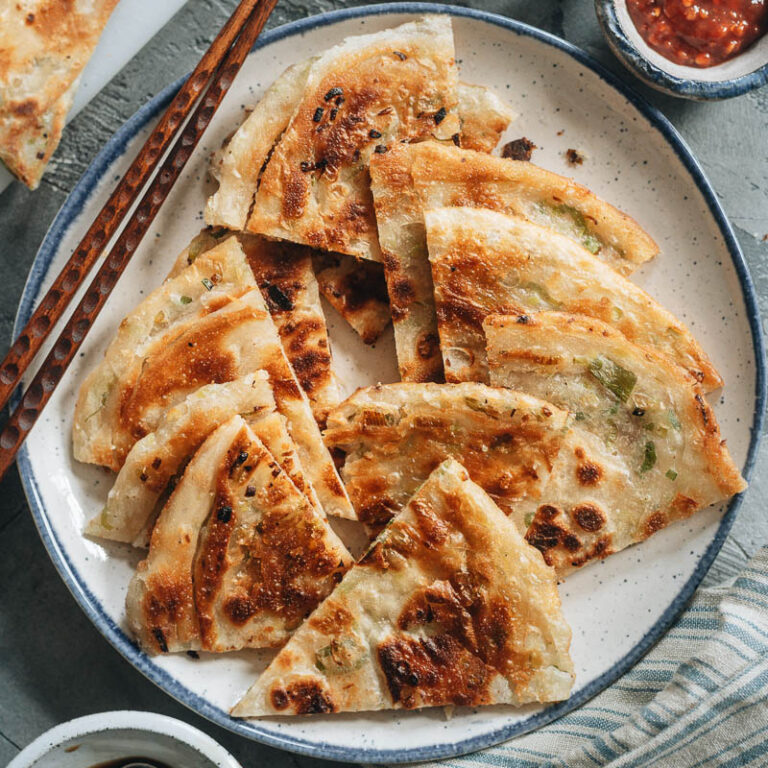 Chinese Scallion Pancakes (葱油饼) Omnivore