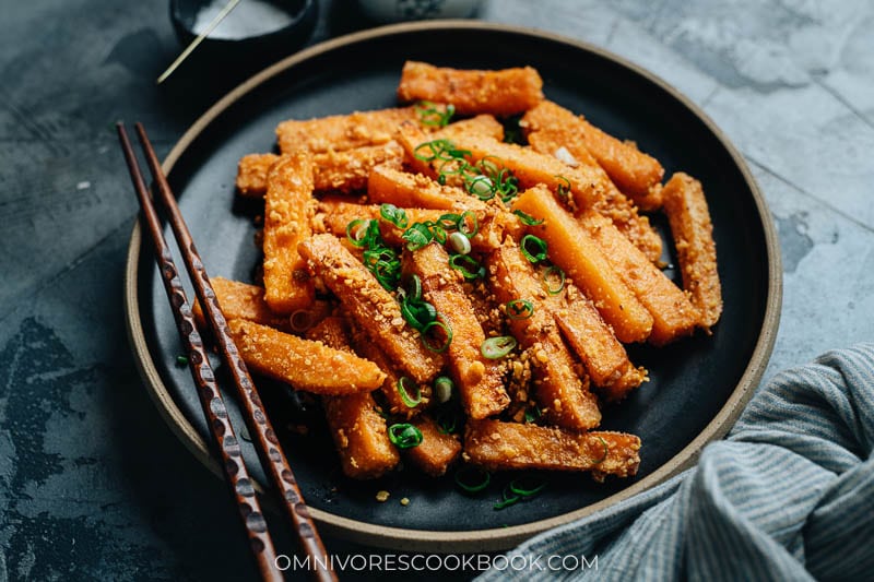 Crispy Fried Pumpkin with Salted Egg Yolk - Omnivore's Cookbook