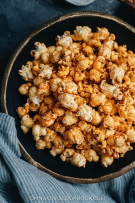 Sweet popcorn with Sichuan peppercorns