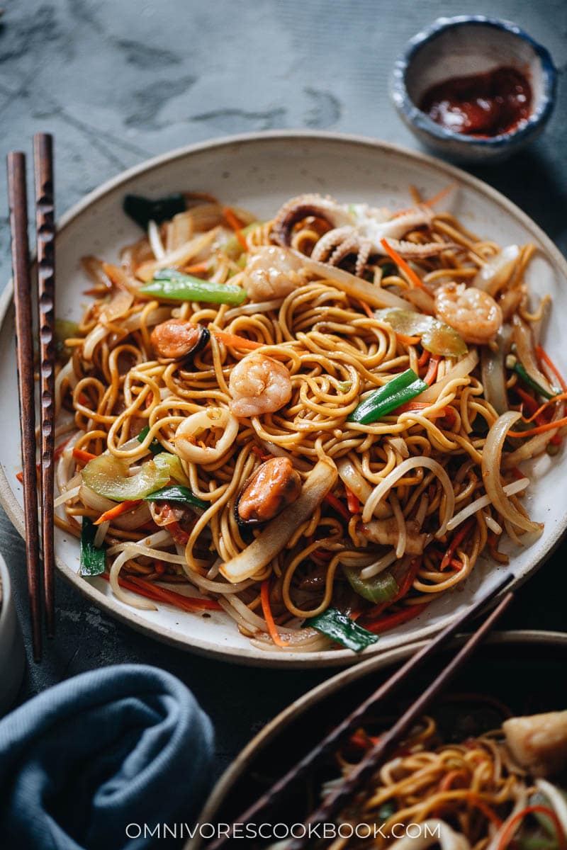 Seafood fried noodles close up