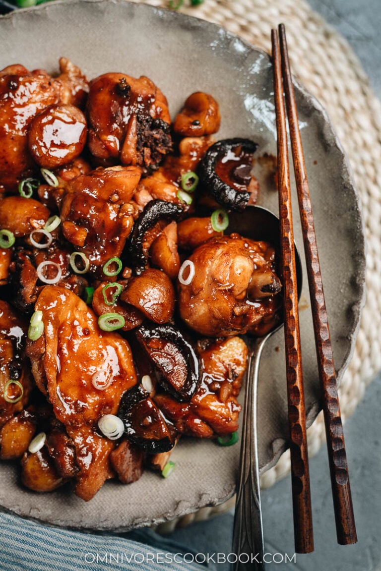 Braised Chestnut Chicken (板栗炖鸡) Omnivore's Cookbook