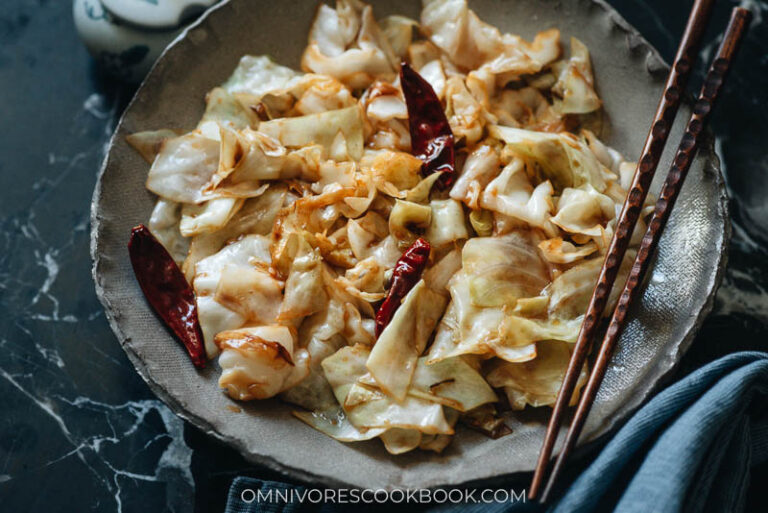 Chinese Sauteed Cabbage With Vinegar Sauce (醋溜卷心菜) - Omnivore's Cookbook