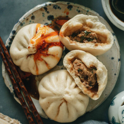 Steamed Pork Buns with Chive (猪肉韭菜包子) - Omnivore's Cookbook