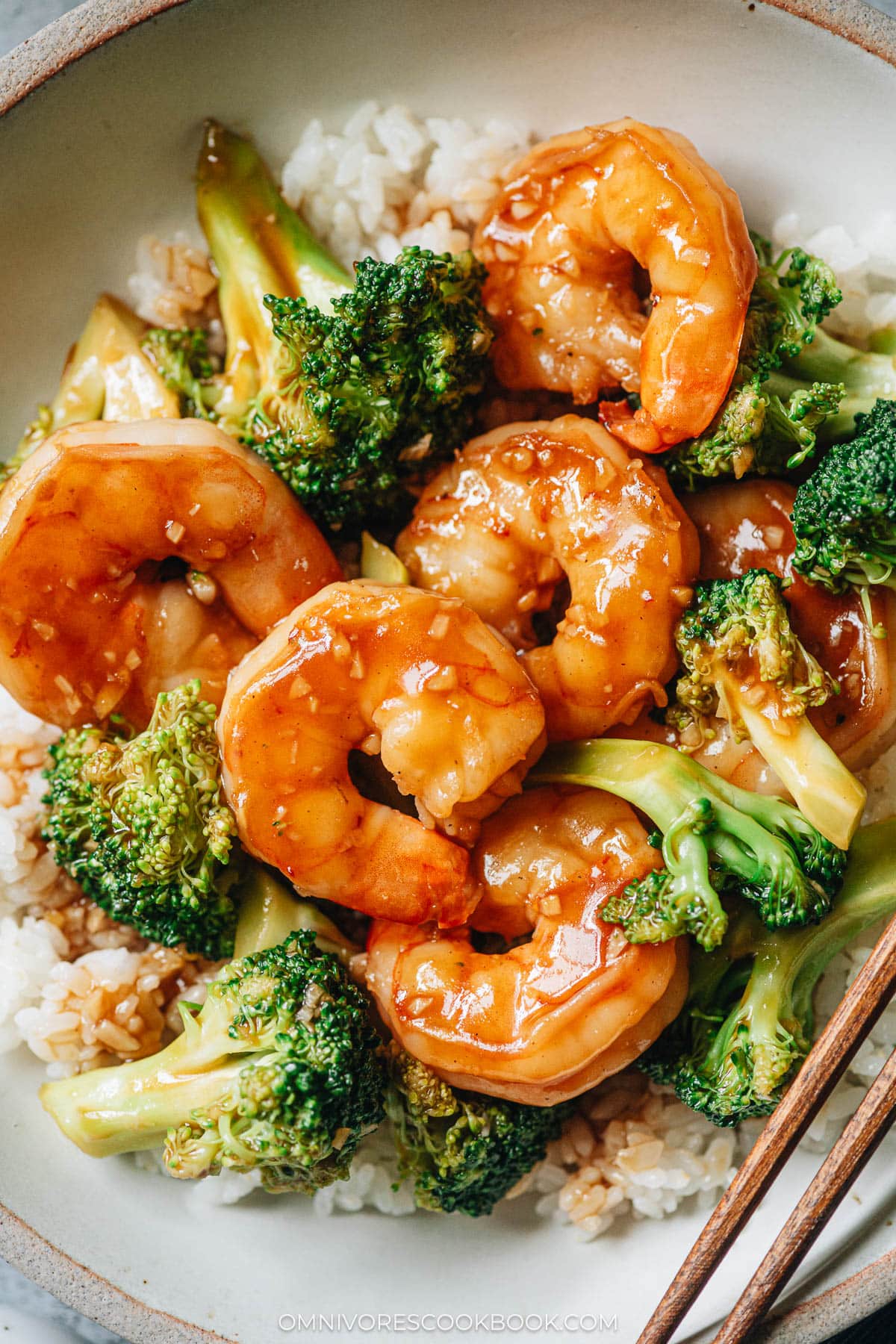 Easy takeout style prawns with broccoli