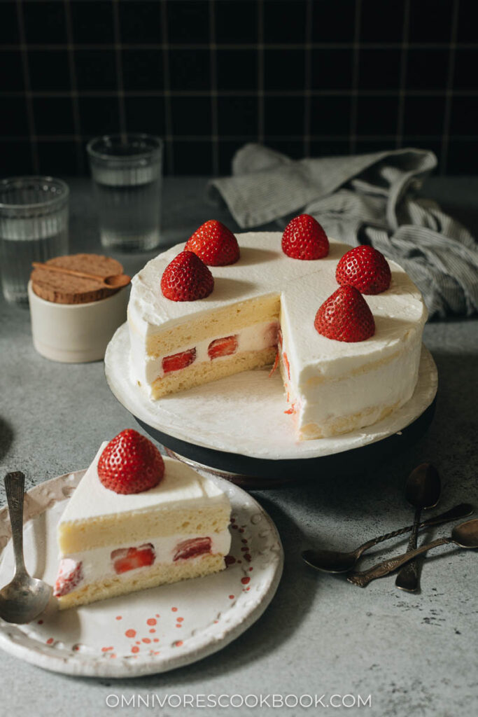 Japanese Strawberry Cake Omnivore's Cookbook