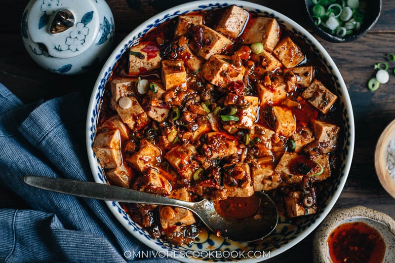 Vegetarian Mapo Tofu (Vegan) - Omnivore's Cookbook