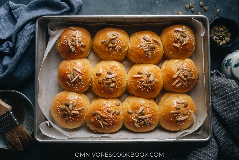 Fluffy Sweet Potato Dinner Rolls – Baked by Rachel