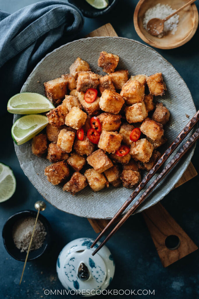 Salt and Pepper Tofu (椒盐豆腐) Omnivore's Cookbook