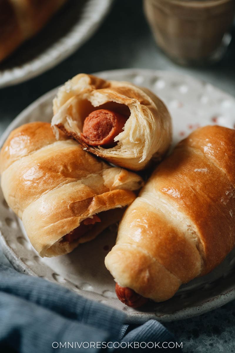 Milkbread pig in a blanket