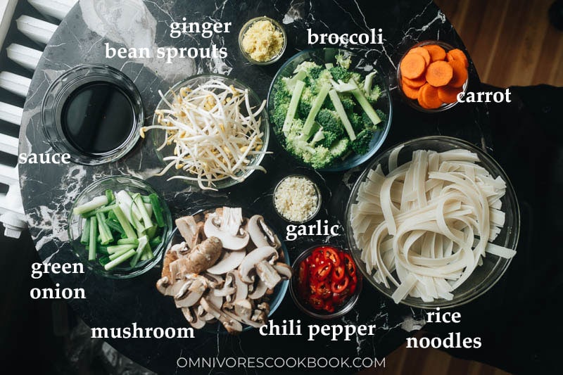 Ingredients for making vegetable chow fun