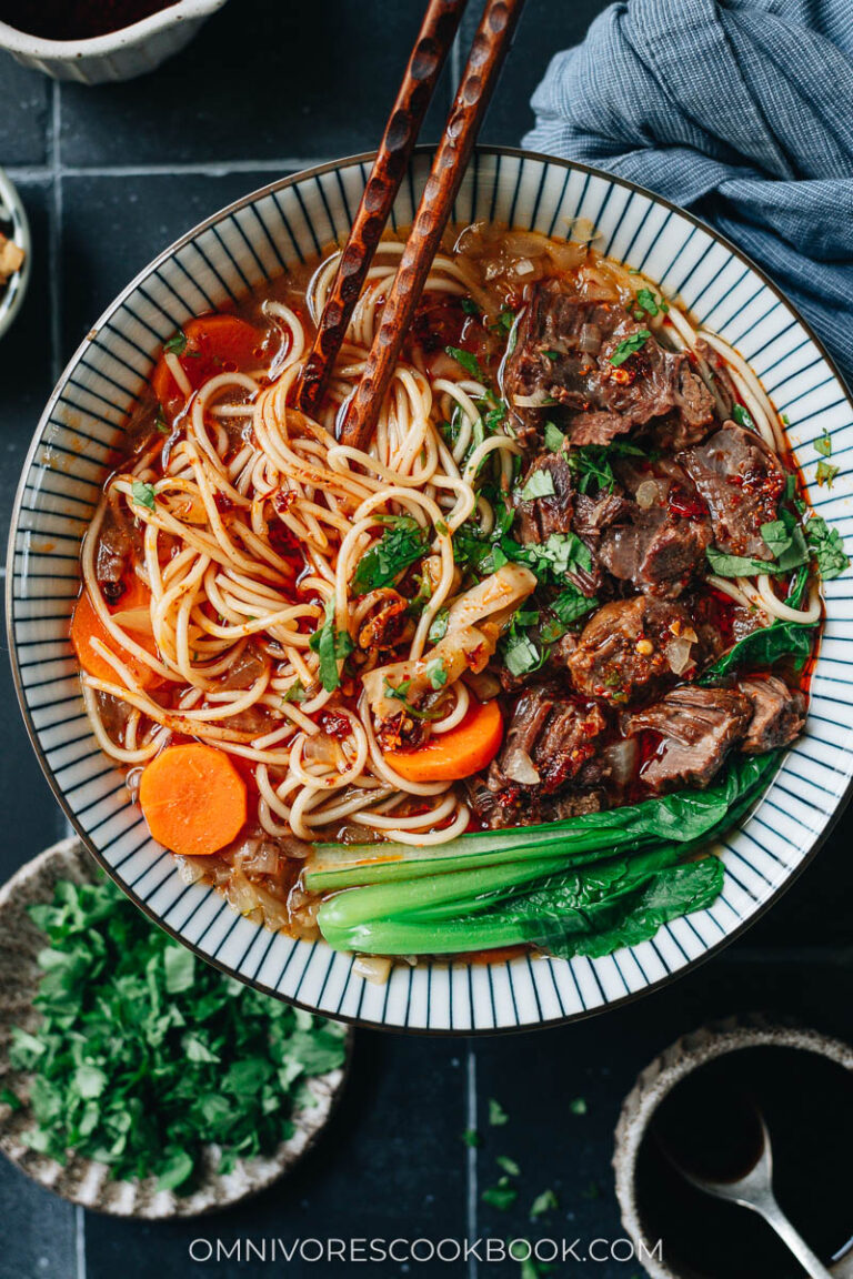 Chinese Braised Beef Shank (酱牛肉, Jiang Niu Rou) - Omnivore's Cookbook