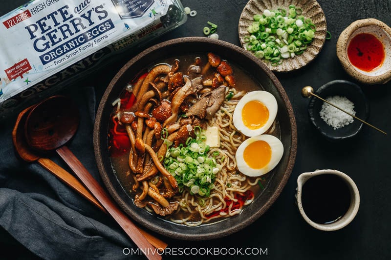 Easy mushroom ramen with eggs