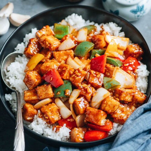 https://omnivorescookbook.com/wp-content/uploads/2022/03/220301_Sweet-And-Sour-Tofu_550-500x500.jpg