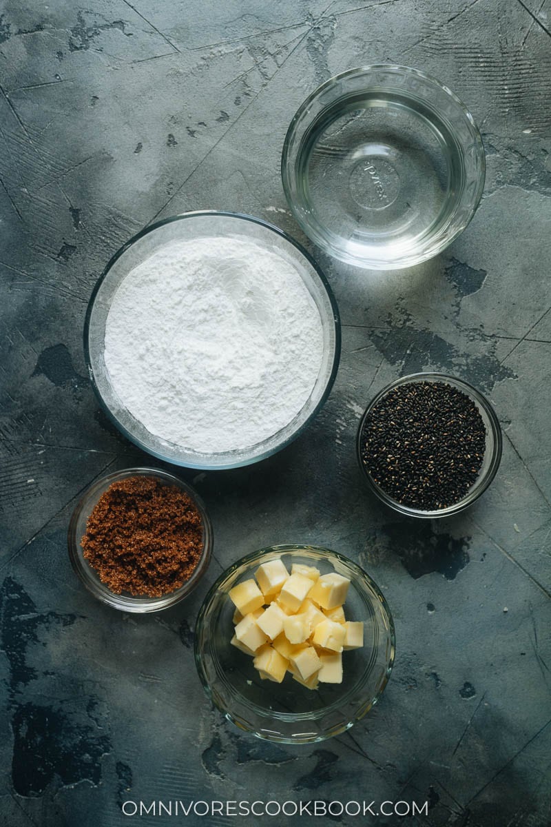 Ingredients for making black sesame sweet rice balls