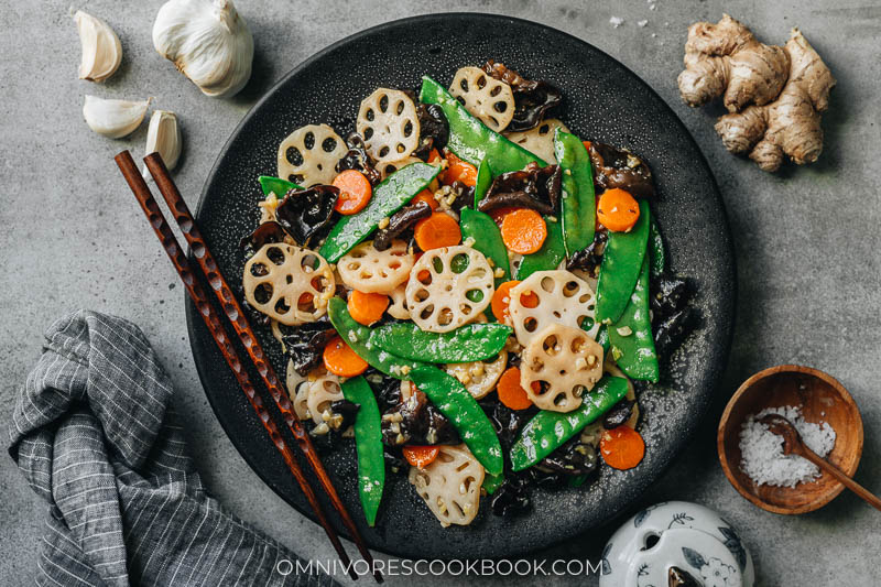 Cantonese Lotus Root Stir Fry (荷塘小炒, He Tang Xiao Chao)