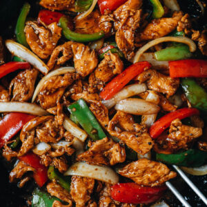 Real-deal Chinese restaurant style black pepper chicken cooked in a wok