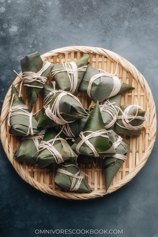Alkaline Dumplings (碱水粽子, Jian Shui Zong Zi) - Omnivore's Cookbook