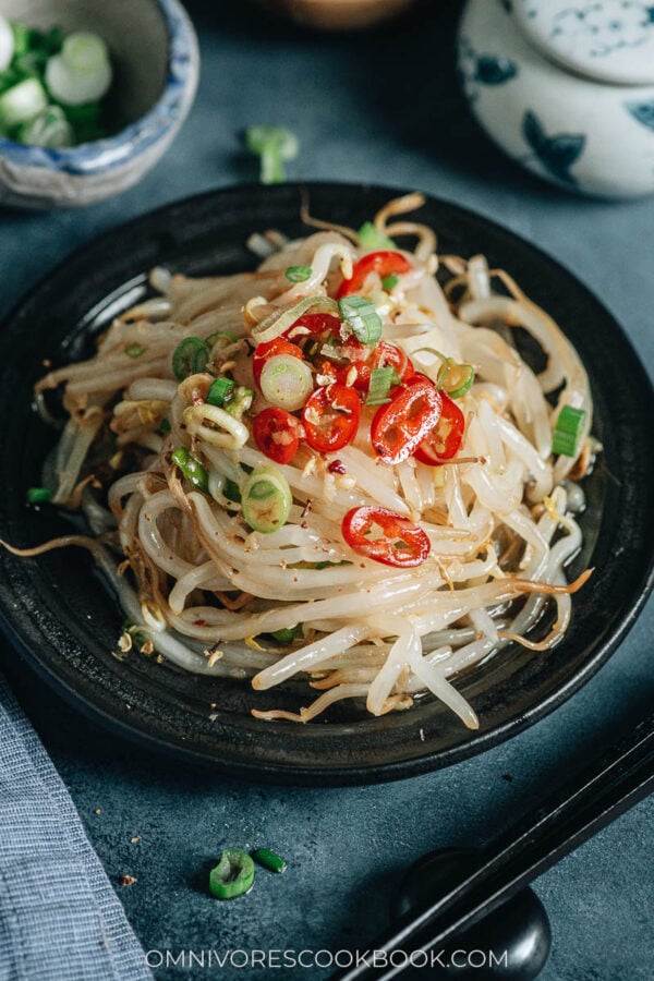 Bean Sprout Salad (凉拌豆芽) Omnivore's Cookbook