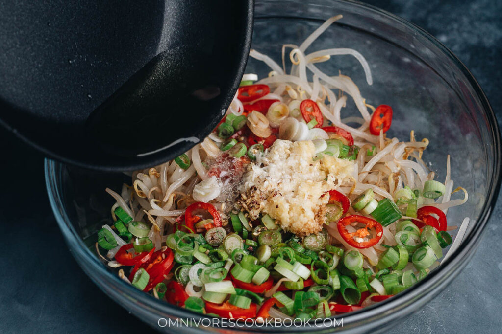 Bean Sprout Salad (凉拌豆芽) Omnivore's Cookbook