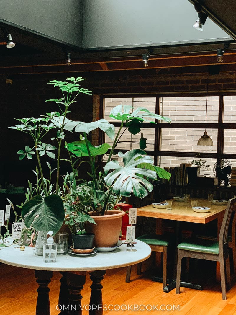 Cafe China second floor dining area