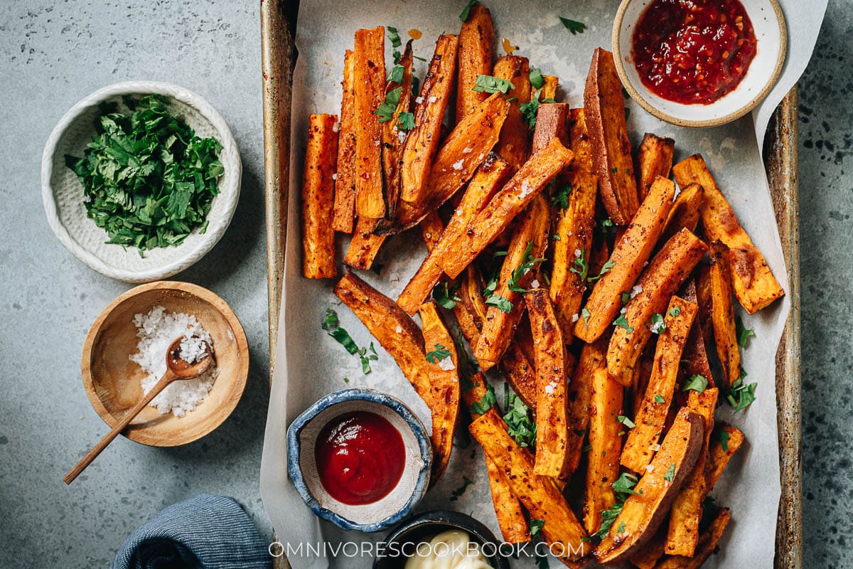 Baked Sweet Potato Chips Recipe (VIDEO) - A Spicy Perspective