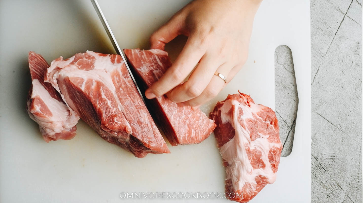 Cutting pork shoulder