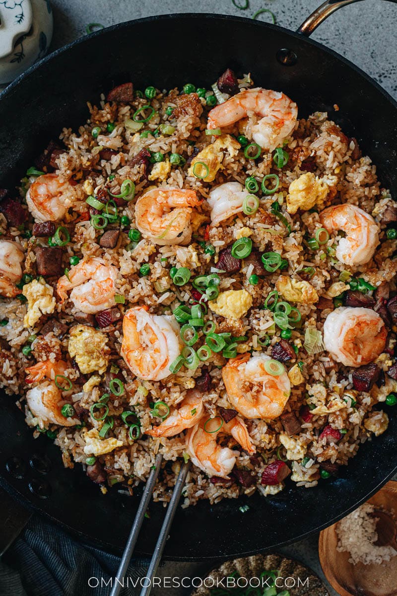 How to Season a Carbon Steel Pan - Omnivore's Cookbook