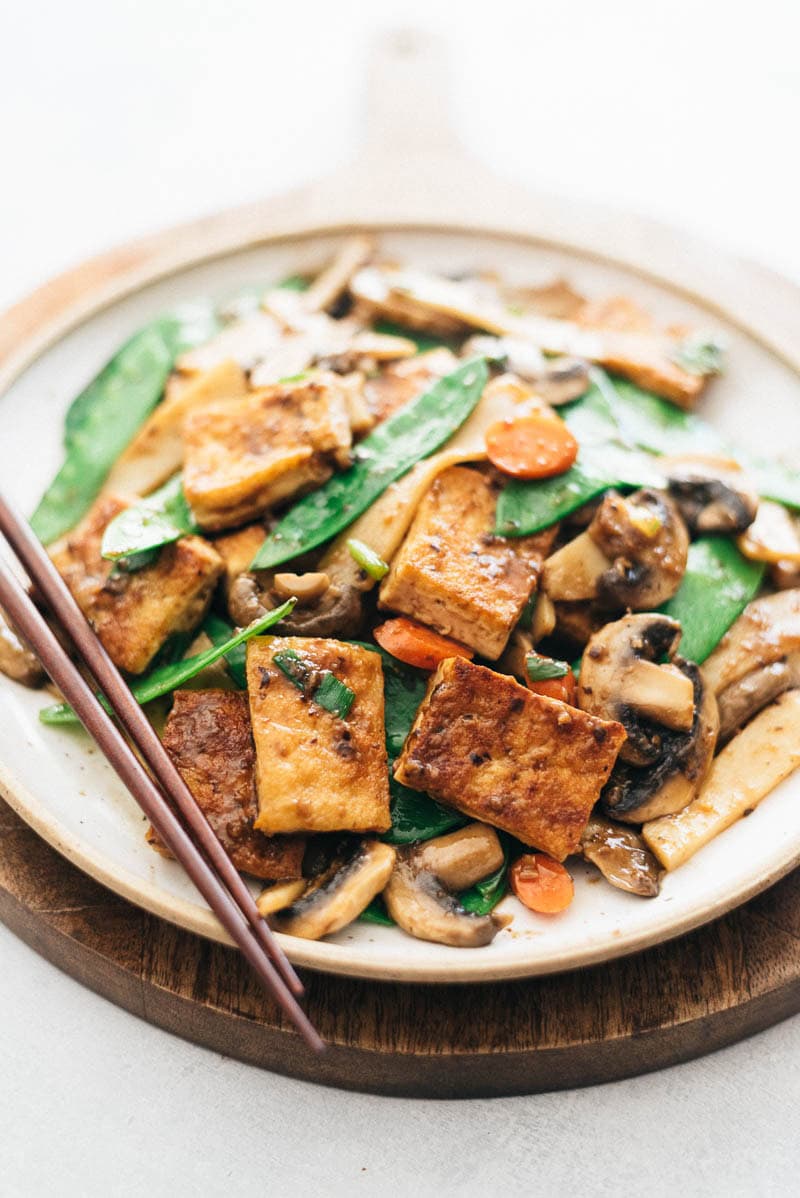 10 Reasons to Stir Fry with a Frying Pan Instead of a Wok - Omnivore's  Cookbook