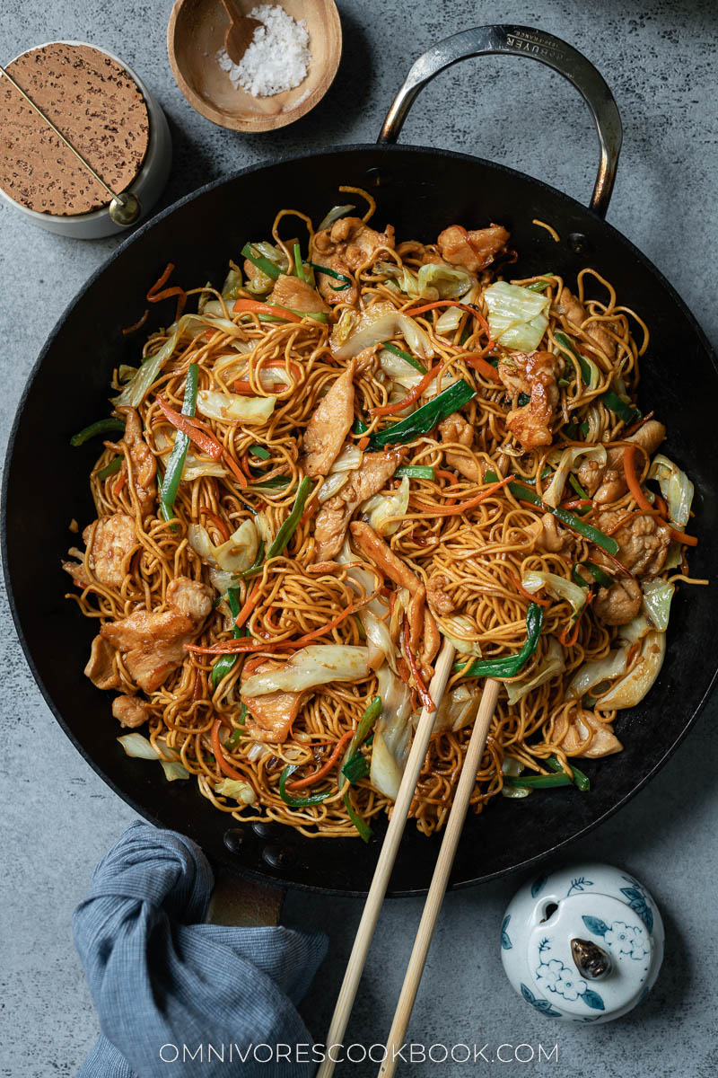 Chicken chow mein in a pan